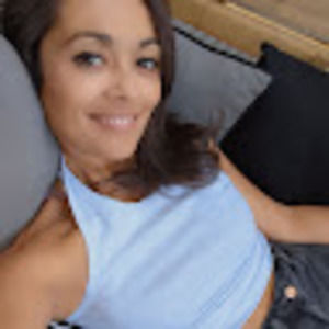 Meet your Posher, Adriana